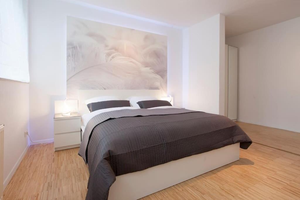 Exclusive 2-Room Souterrain Apartment Nuremberg Bagian luar foto