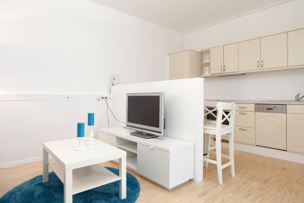 Exclusive 2-Room Souterrain Apartment Nuremberg Bagian luar foto
