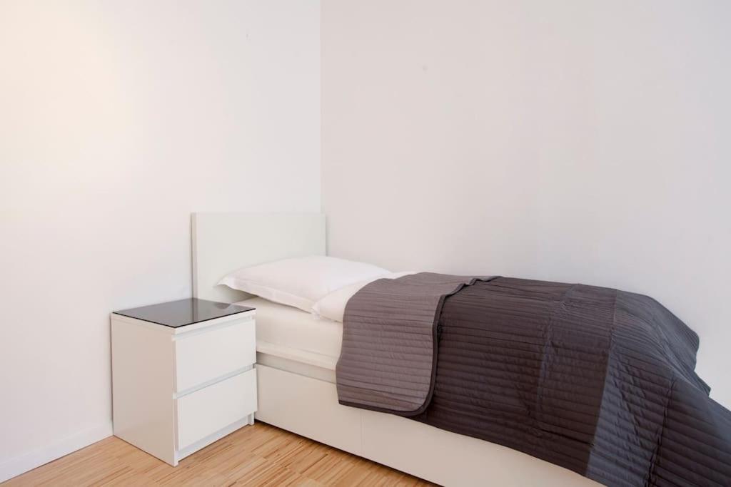 Exclusive 2-Room Souterrain Apartment Nuremberg Bagian luar foto
