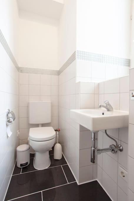 Exclusive 2-Room Souterrain Apartment Nuremberg Bagian luar foto